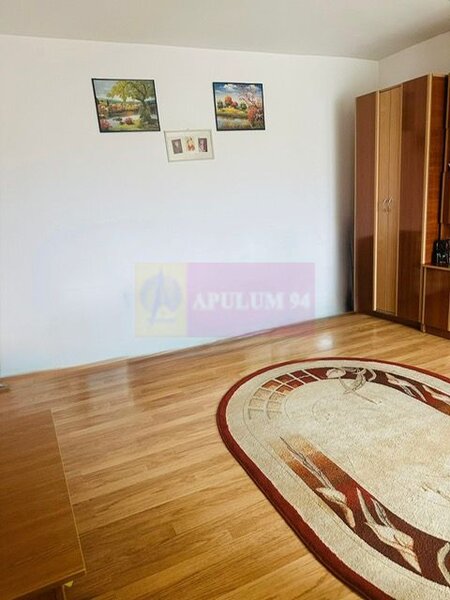 Apartament 3 camere Drumul Sarii- Razoare.