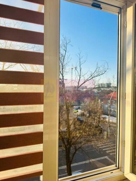 Apartament 3 camere Drumul Sarii- Razoare.